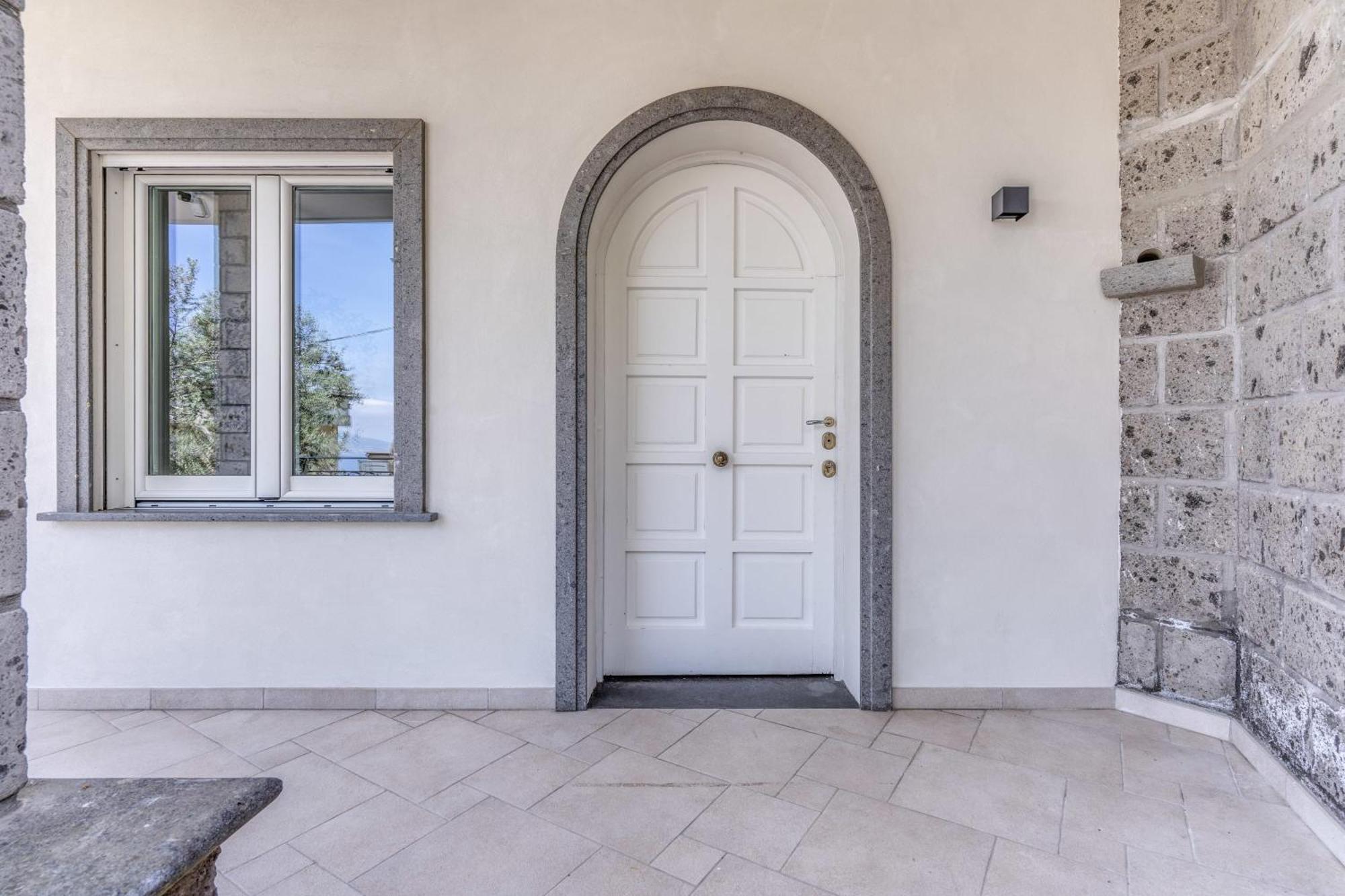 Villa Milena Modern Elegance Views And Guest Services Sorrento Buitenkant foto