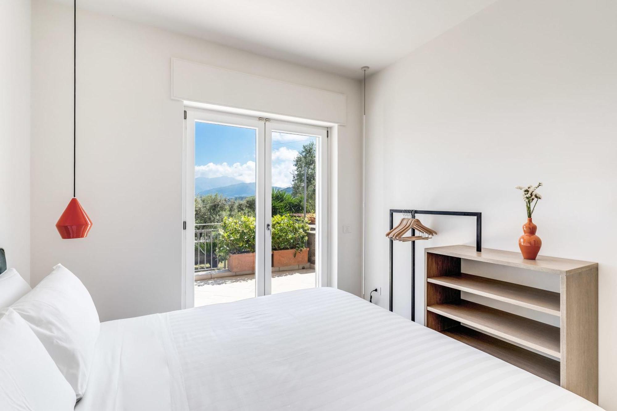 Villa Milena Modern Elegance Views And Guest Services Sorrento Buitenkant foto